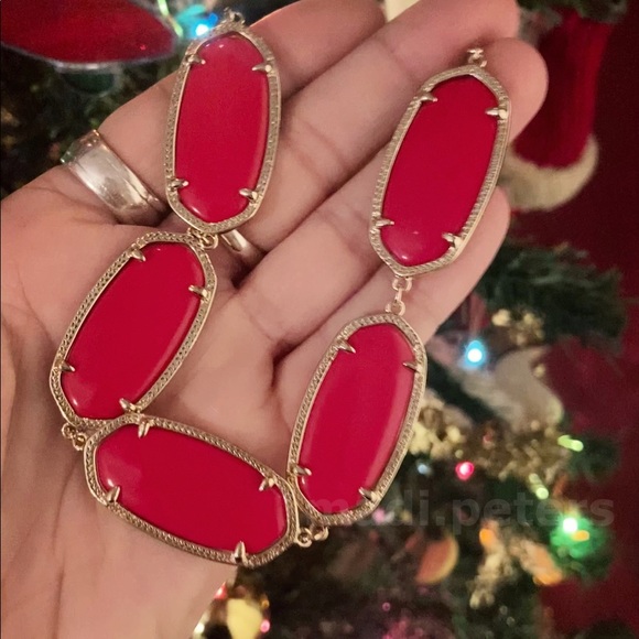 Kendra Scott Noelle Necklace in Red - Picture 3 of 4